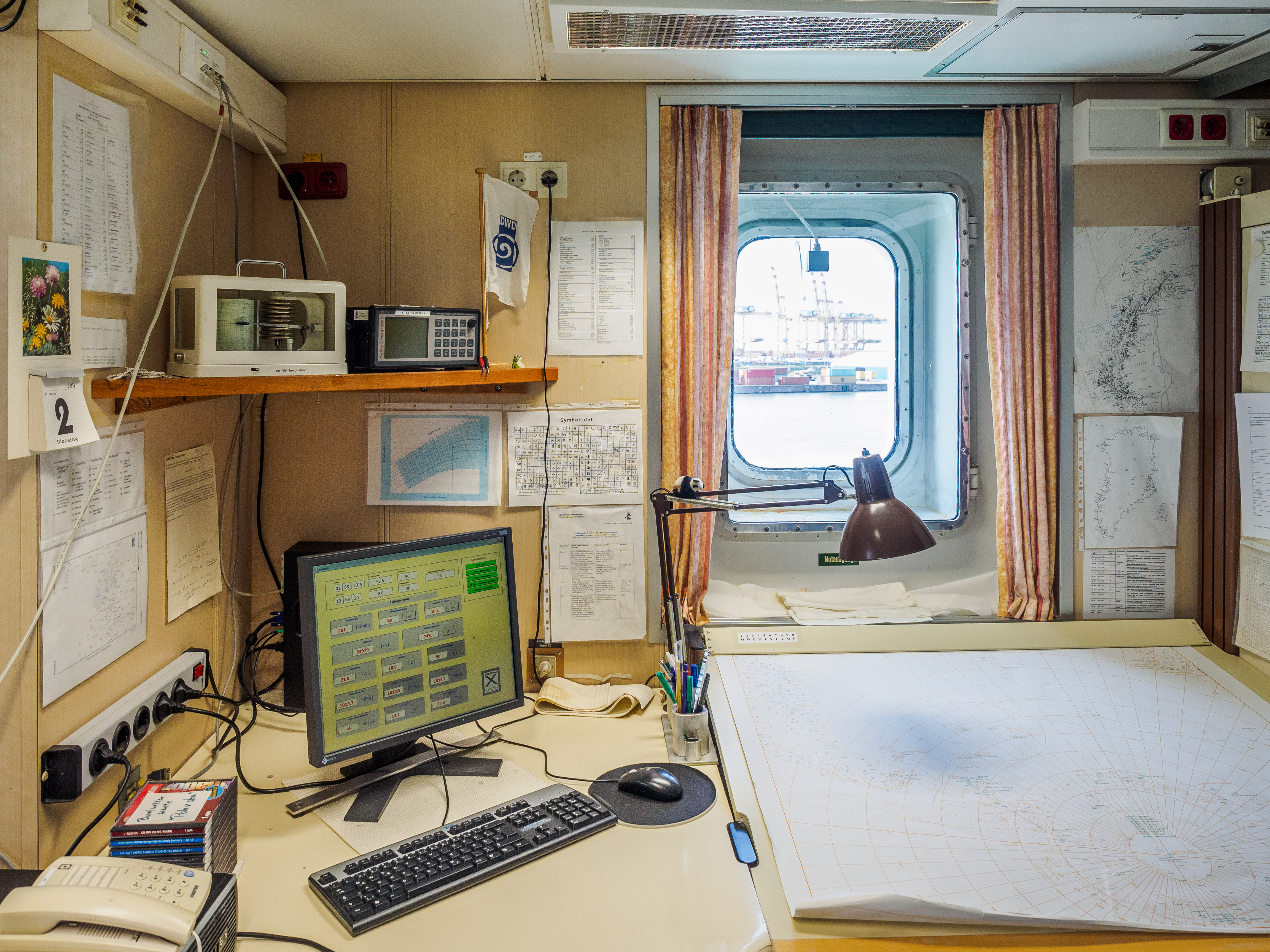 RV Polarstern-1 control2