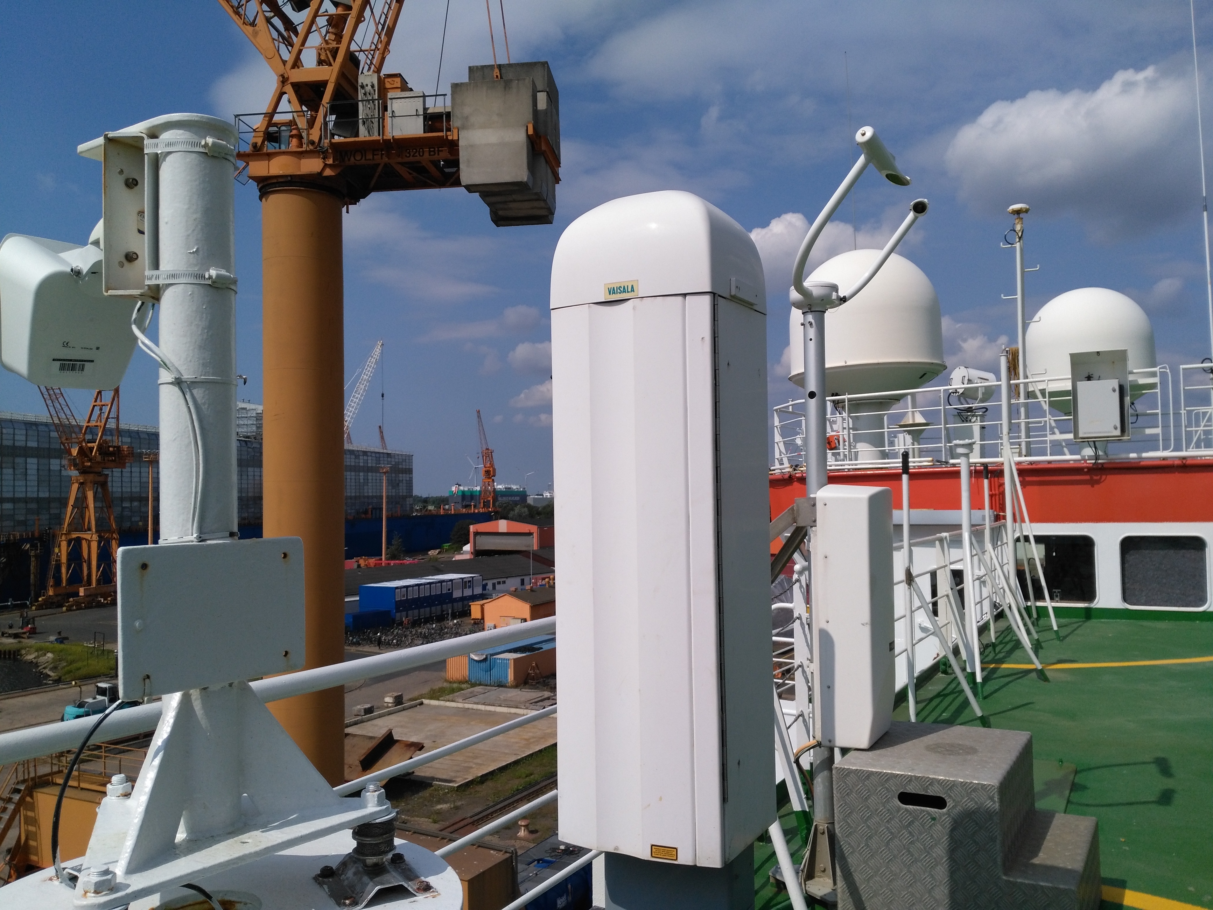 RV Polarstern-1 deck