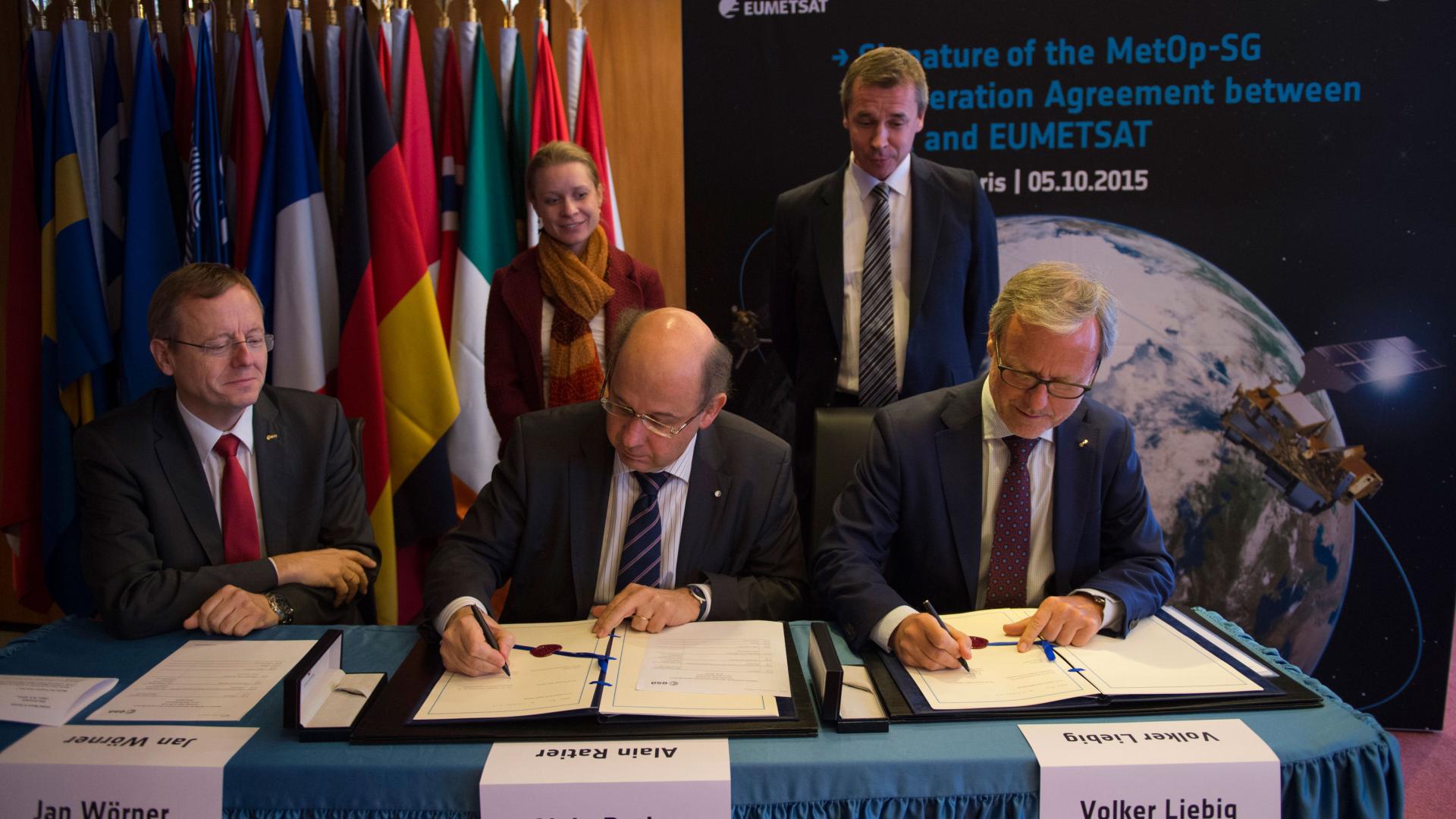 IMG - Signature of Cooperation agreement with ESA on Metop-SG