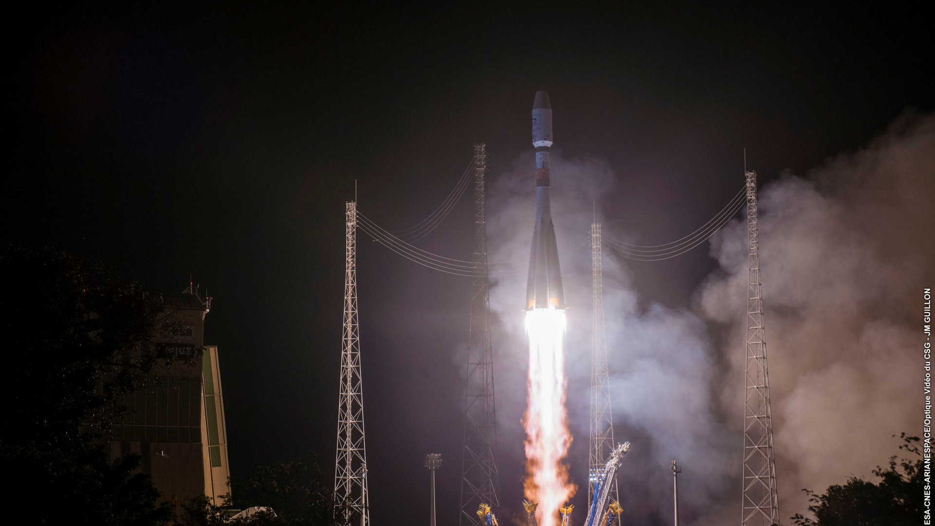 Image - News - 181107 - Metop-C Launch