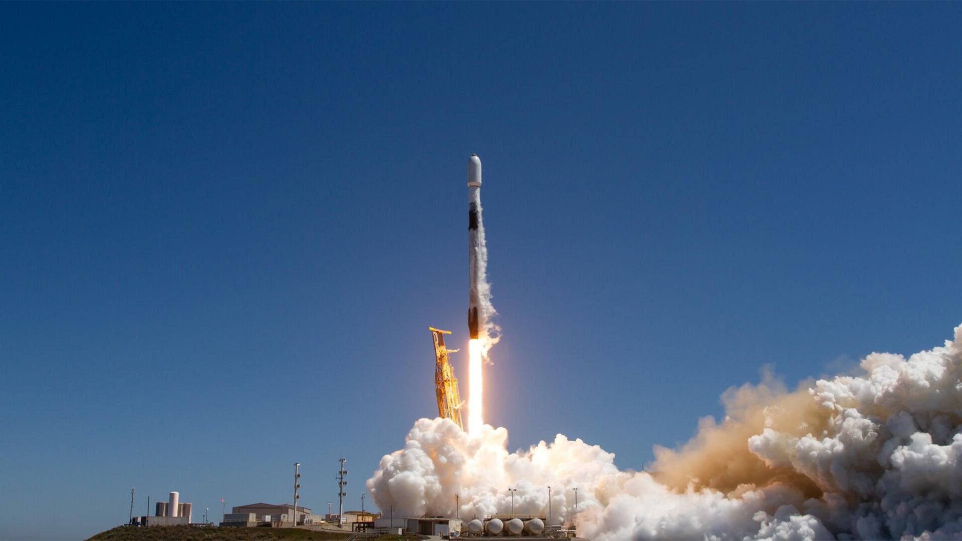 Launch of Arctic Weather Satellite, 16 August 2024