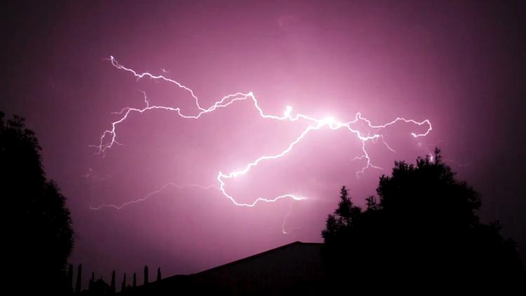 lightning Aspot