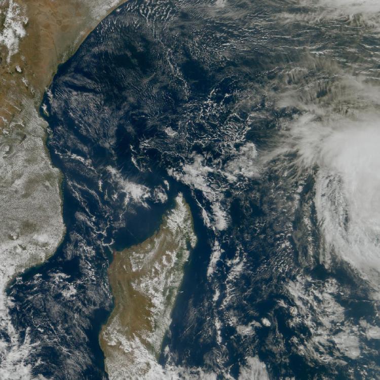 Typhoon Chence, 10:10 UTC, 21 October 2025