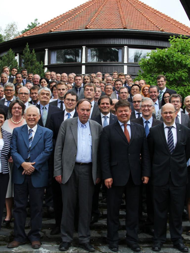 80 Council meeting group photo 80 Council meeting group photo