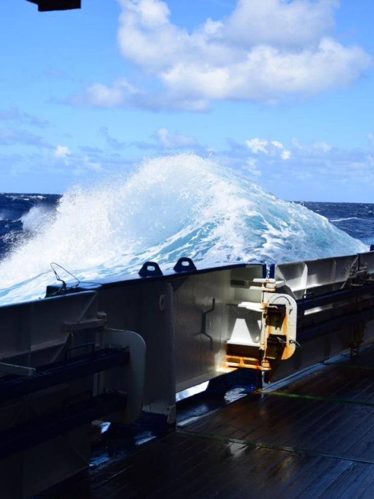 RV Polarstern, just passed Tropic of Capricorn, 29 March 2017