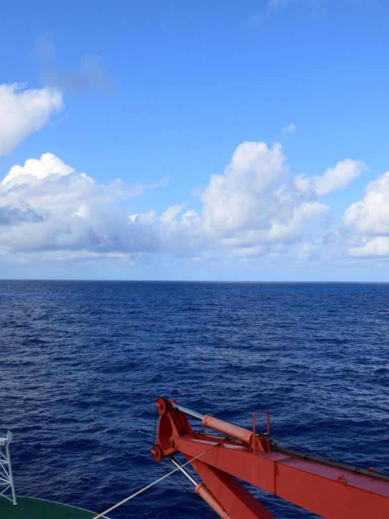 RV Polarstern, tropical South Atlantic, 03 April 2017