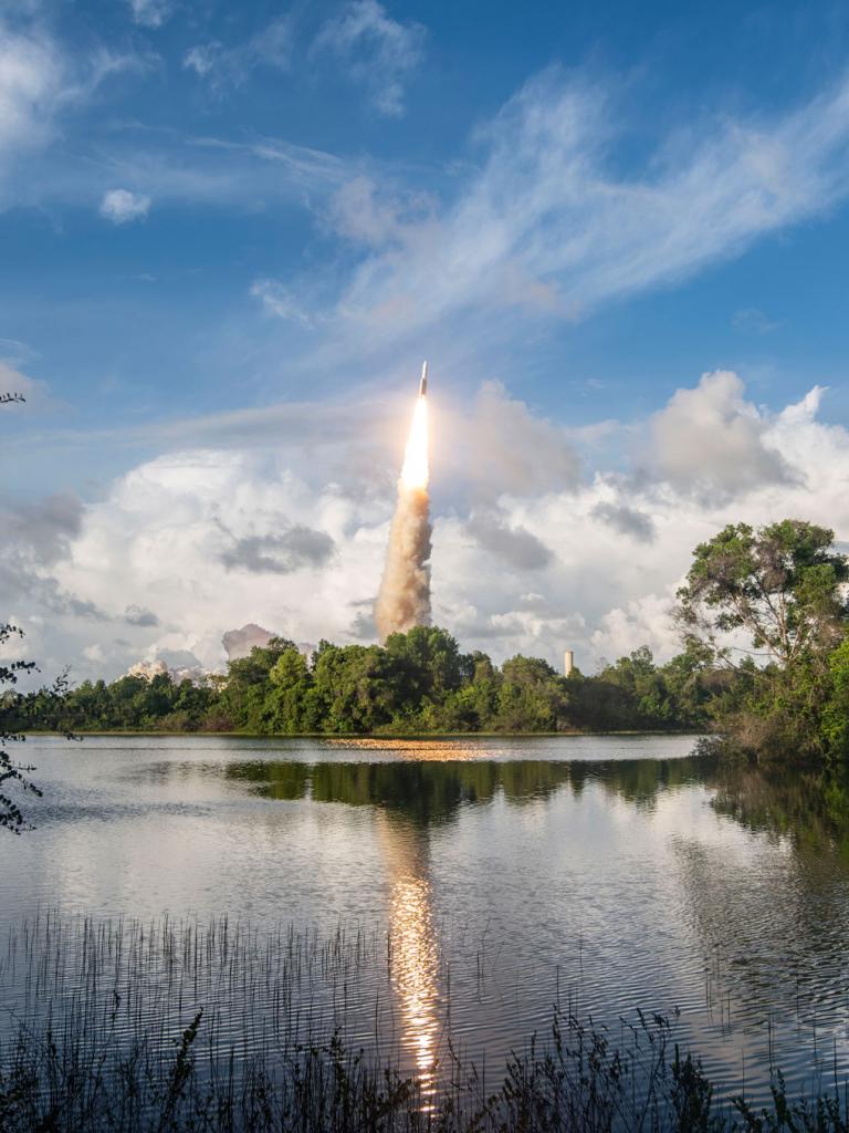 MTG-i1 launch