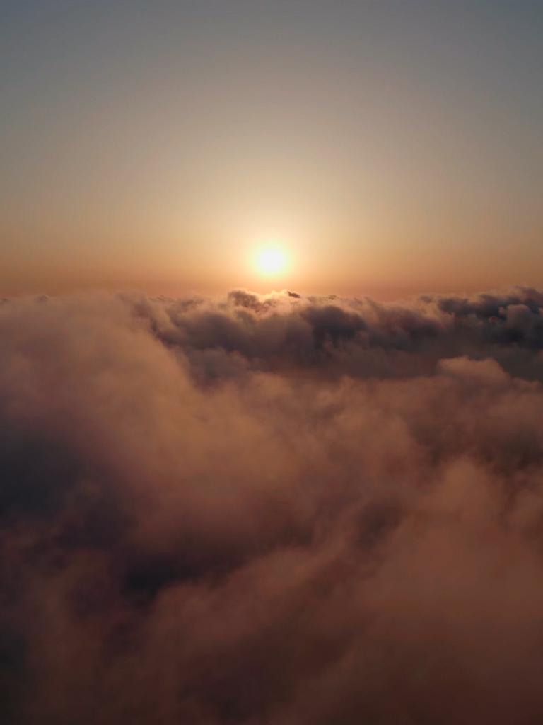 Adobe Stock - Aspot Clouds 