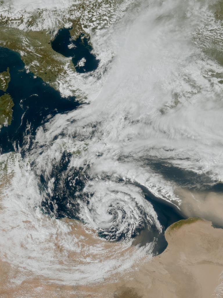 Dust cloud heads across the Mediterranean